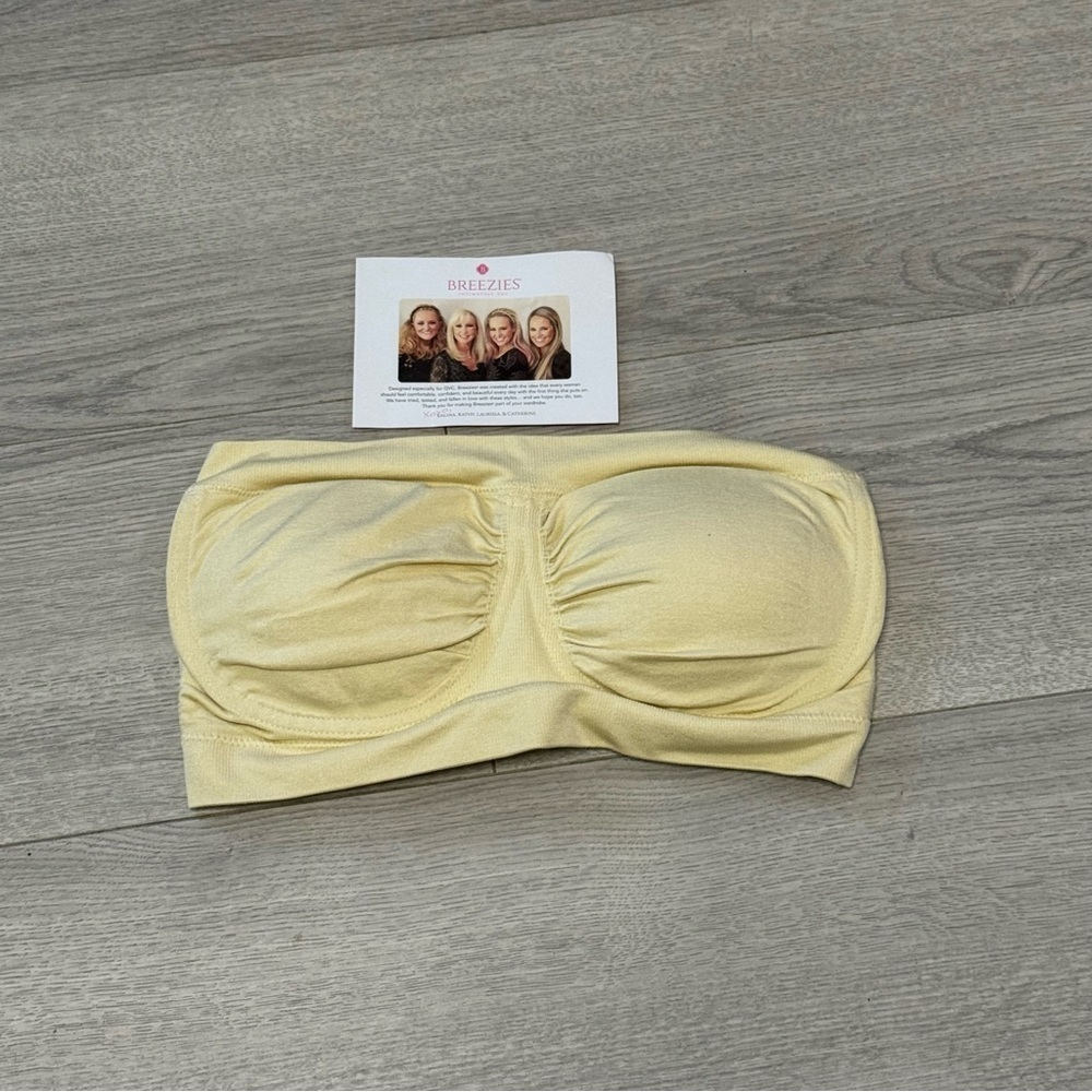 Breezies‎ Soft Yellow Bandeau Strapless Bra Seamless Ruched Front Women Large
